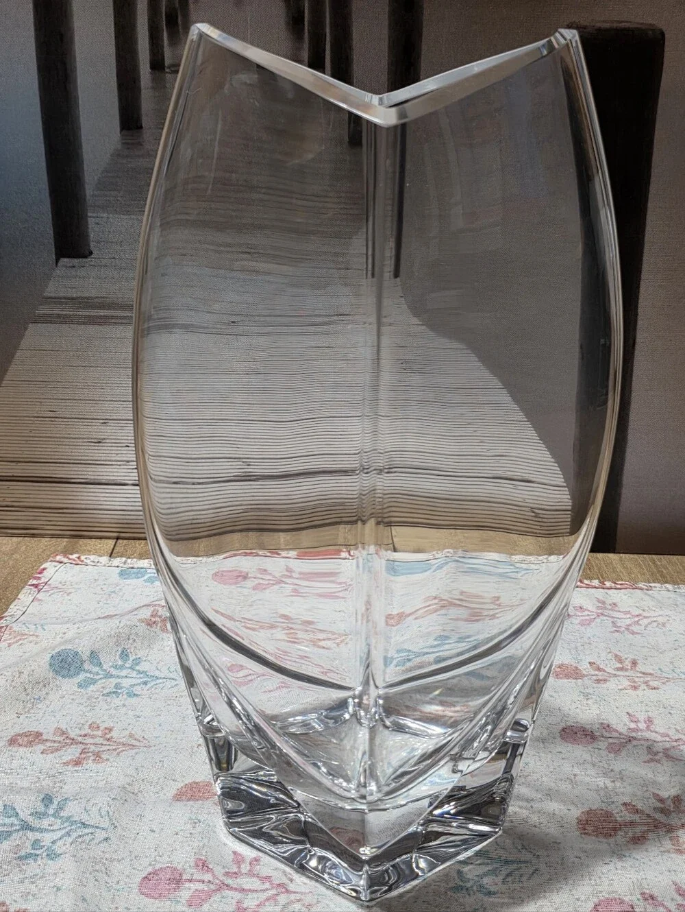Clear Glass Decorative Vase - Elegant Crystal-Look Home Accent